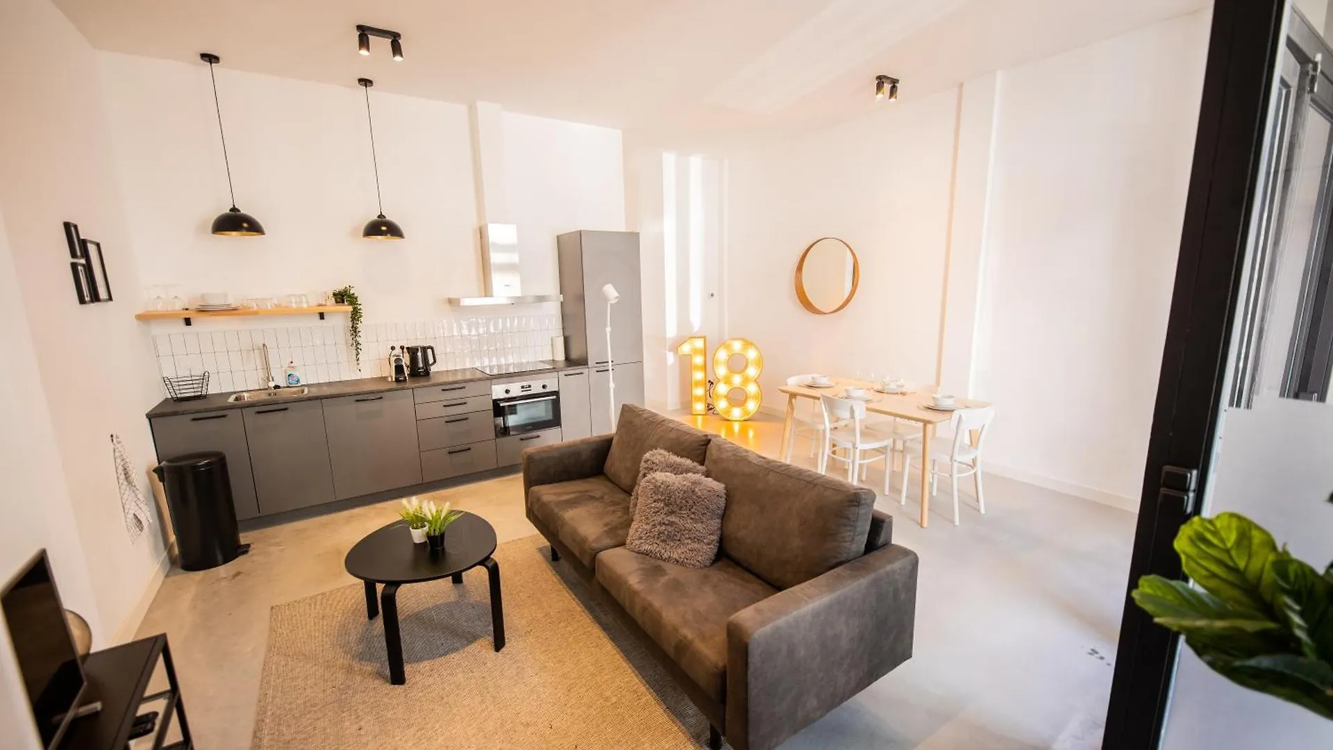 Lh - Lk Two-Bedroom Apartments Rotterdam 0*,  Nederland