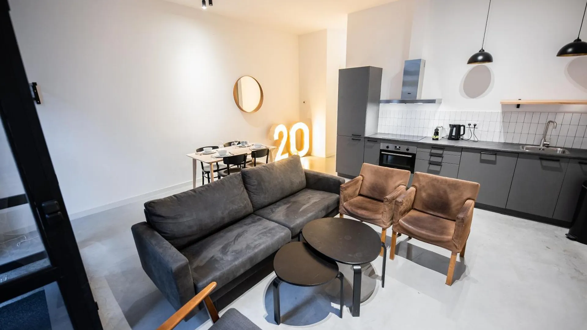 Lh - Lk Two-Bedroom Apartments Rotterdam 0*,  Nederland